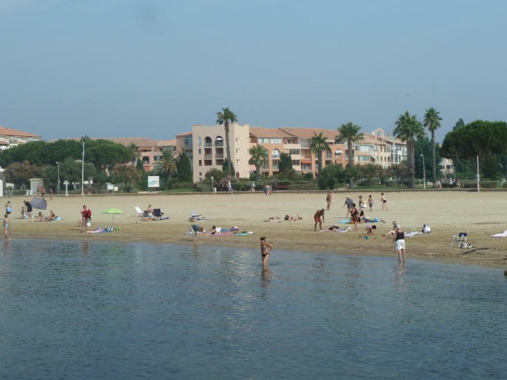 La Londe Les Maures公寓 外观 照片